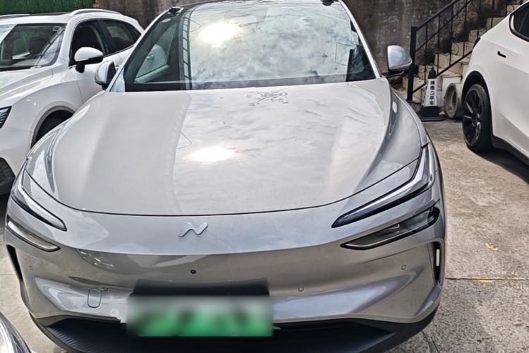 Used ONVO L60 2025 Model—60 kWh Rear-Wheel-Drive Version Front