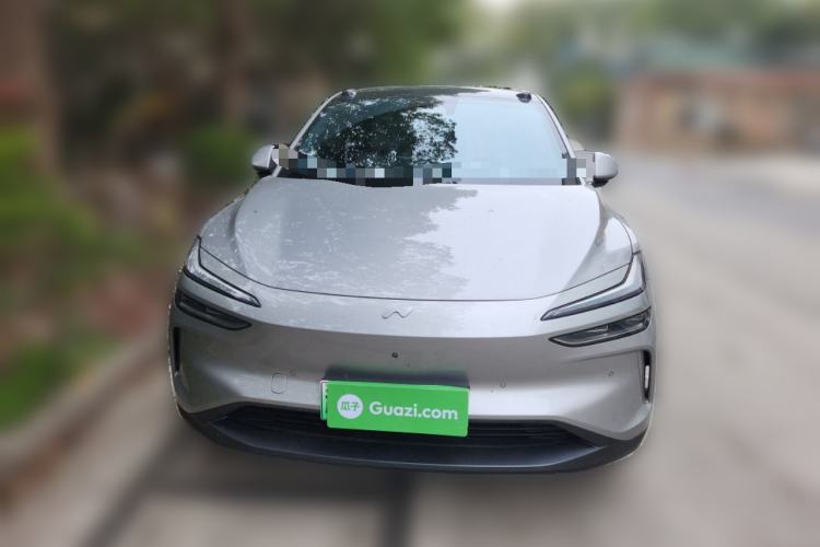 Used ONVO L60 2025 Model—60 kWh Rear-Wheel-Drive Version Front