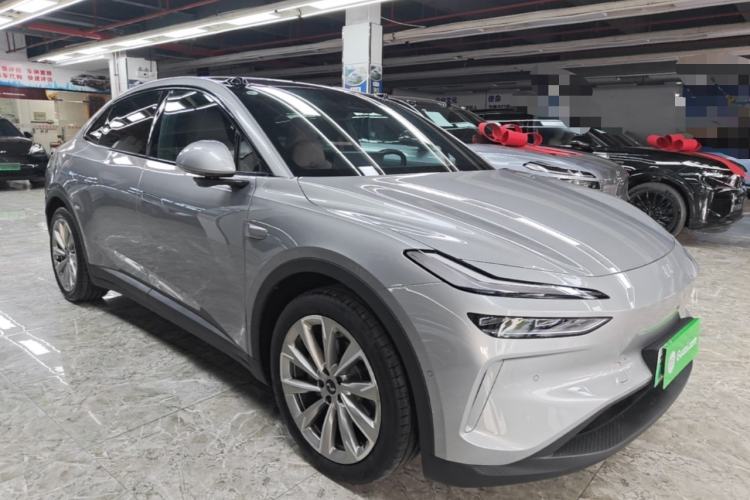 Used ONVO L60 2025 Model—60 kWh Rear-Wheel-Drive Version Front Right 45 Deg