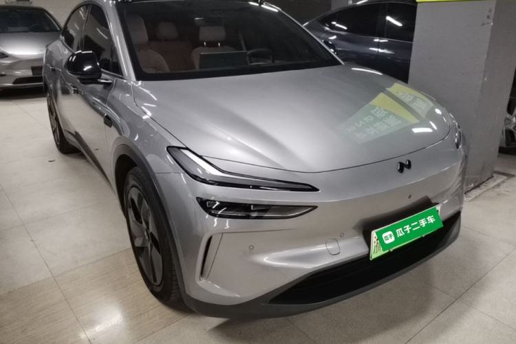 Used ONVO L60 2025 Model—60 kWh Rear-Wheel-Drive Version Front Right 45 Deg