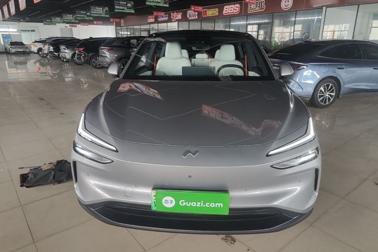 Used ONVO L60 2025 Model—60 kWh Rear-Wheel-Drive Version Front