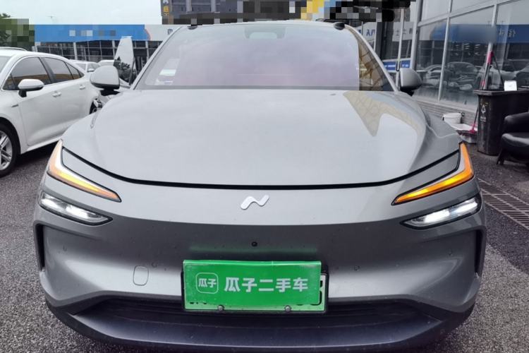 Used ONVO L60 2025 Model—60 kWh Rear-Wheel-Drive Version Front