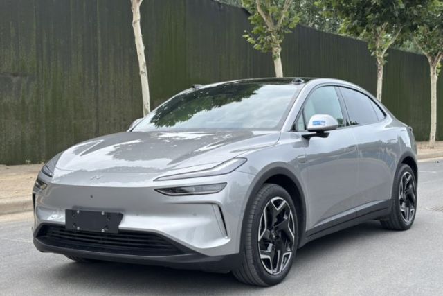 Used ONVO L60 2025 Model—60 kWh All-Wheel-Drive Version