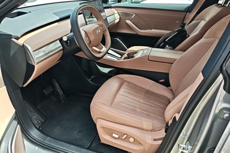 Used ONVO L60 2025 Model—60 kWh Rear-Wheel-Drive Version Left Front Seat