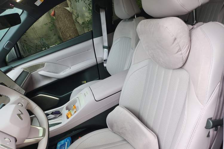 Used ONVO L60 2025 Model—60 kWh Rear-Wheel-Drive Version Left Front Seat