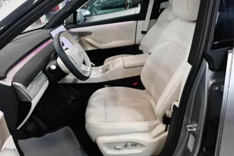 Used ONVO L60 2025 Model—60 kWh All-Wheel-Drive Version Left Front Seat