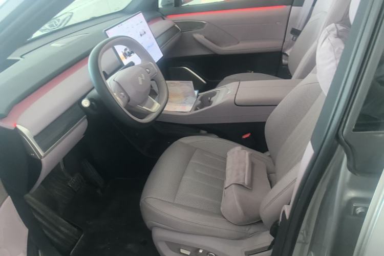 Used ONVO L60 2025 Model—60 kWh Rear-Wheel-Drive Version Left Front Seat