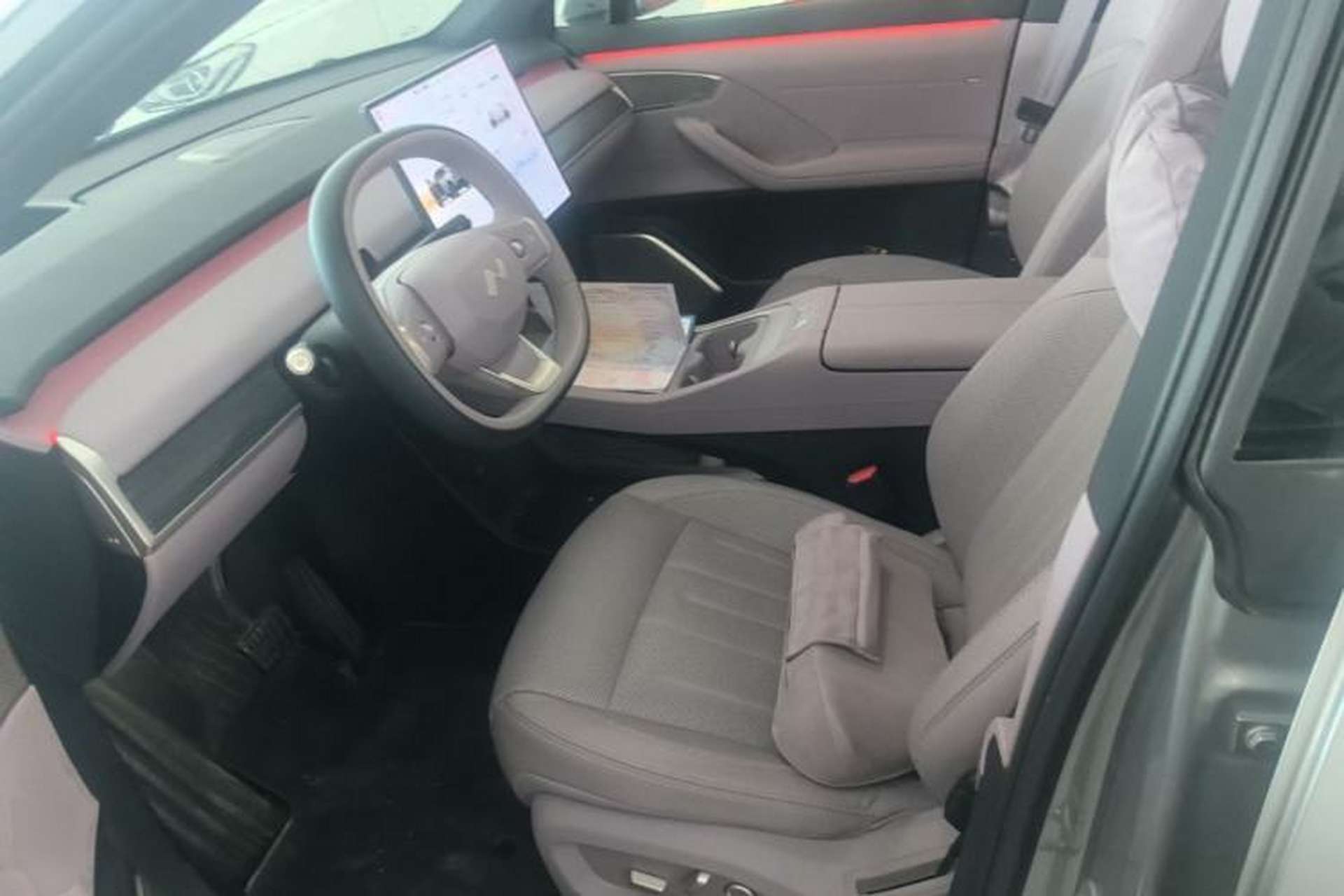 Used ONVO L60 2025 Model—60 kWh Rear-Wheel-Drive Version Left Front Seat