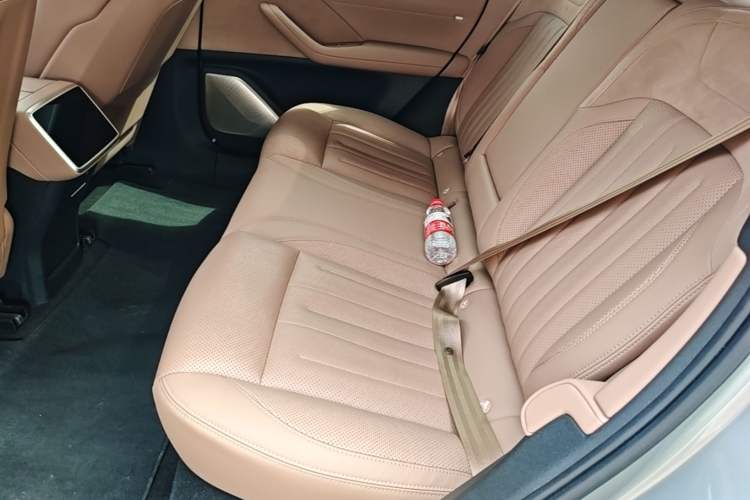 Used ONVO L60 2025 Model—60 kWh Rear-Wheel-Drive Version Left Rear Seat