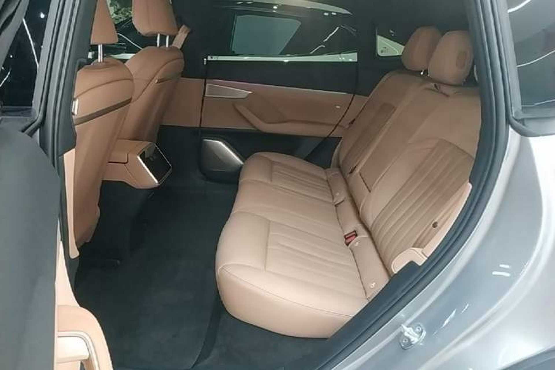 Used ONVO L60 2025 Model—85 kWh Rear-Wheel-Drive Version Left Rear Seat