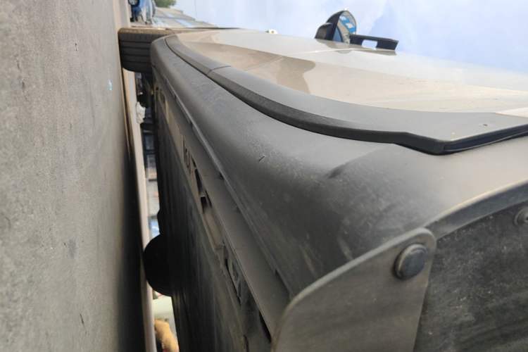 Used ONVO L60 2025 Model—60 kWh Rear-Wheel-Drive Version Left Side Sill