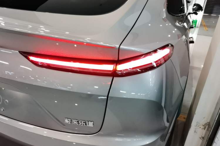 Used ONVO L60 2025 Model—60 kWh All-Wheel-Drive Version Right Rear Taillight