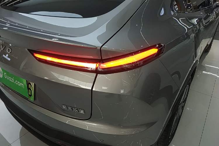 Used ONVO L60 2025 Model—85 kWh Rear-Wheel-Drive Version Right Rear Taillight