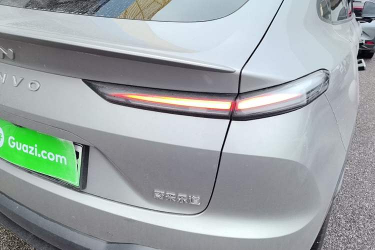 Used ONVO L60 2025 Model—60 kWh Rear-Wheel-Drive Version Right Rear Taillight