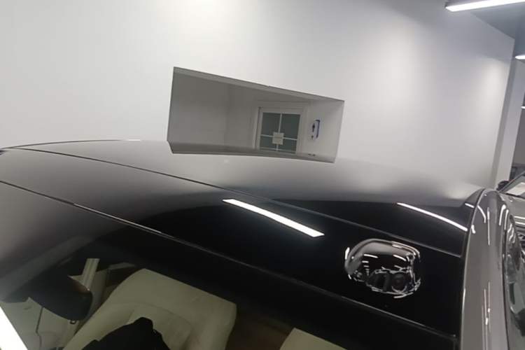 Used ONVO L60 2025 Model—60 kWh Rear-Wheel-Drive Version Roof