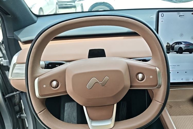 Used ONVO L60 2025 Model—60 kWh Rear-Wheel-Drive Version Steering Wheel