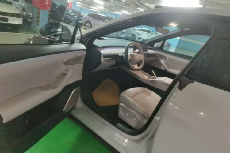Used ONVO L60 2025 Model—60 kWh Rear-Wheel-Drive Version Driver Seat