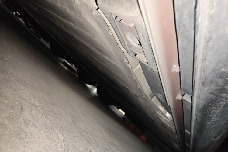 Used ONVO L60 2025 Model—60 kWh Rear-Wheel-Drive Version Chassis Rear Right
