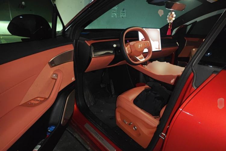 Used ONVO L60 2025 Model—60 kWh Rear-Wheel-Drive Version Driver Seat