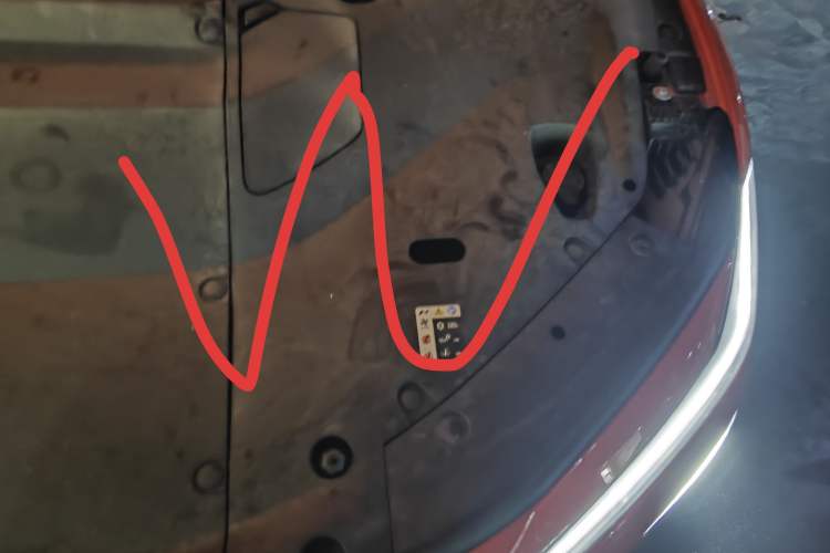 Used ONVO L60 2025 Model—60 kWh Rear-Wheel-Drive Version Engine Bay Left