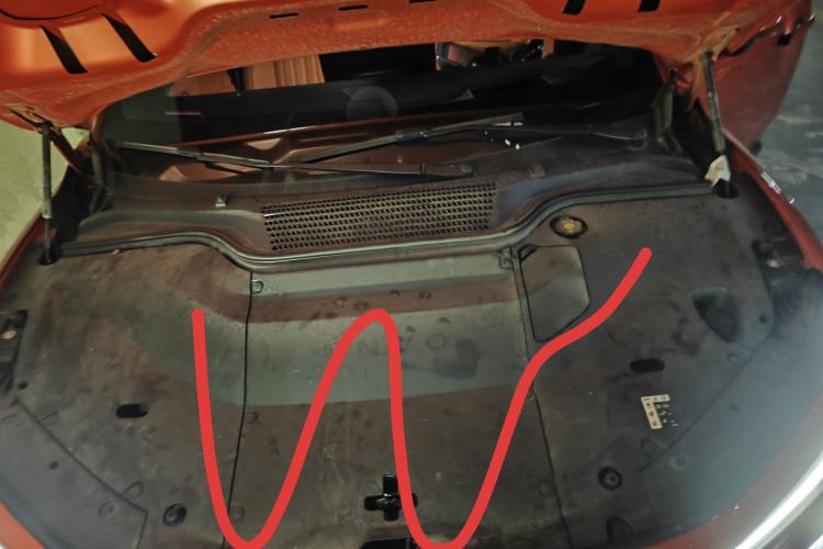Used ONVO L60 2025 Model—60 kWh Rear-Wheel-Drive Version Engine Bay