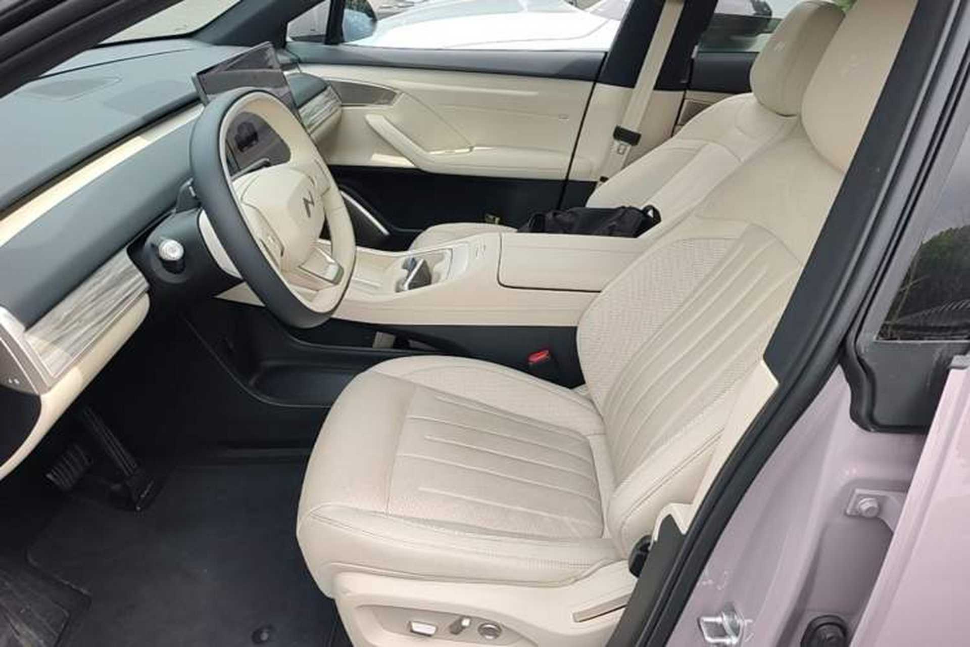 Used ONVO L60 2025 Model—60 kWh Rear-Wheel-Drive Version Left Front Seat