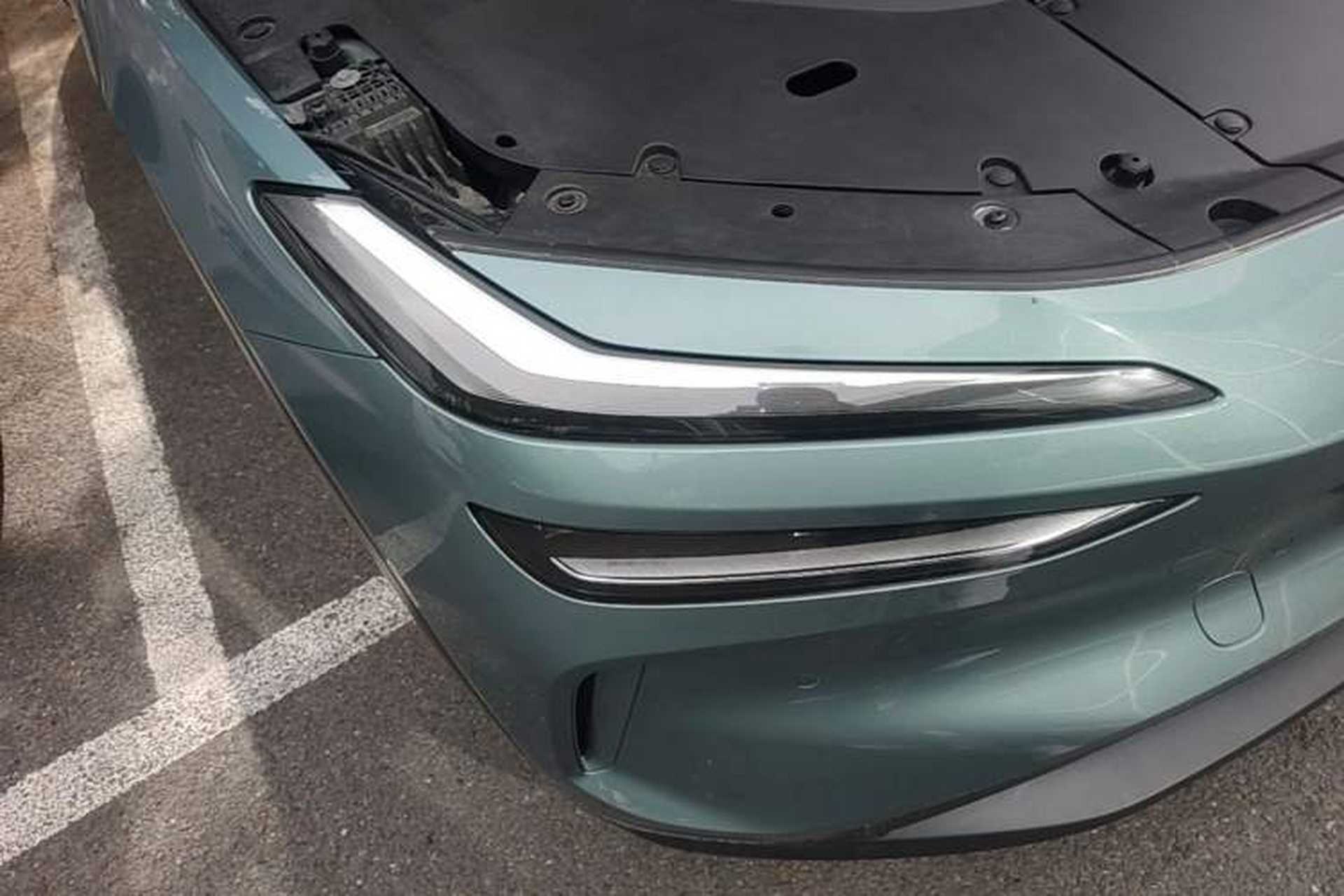 Used ONVO L60 2025 Model—60 kWh Rear-Wheel-Drive Version Right Front Headlight
