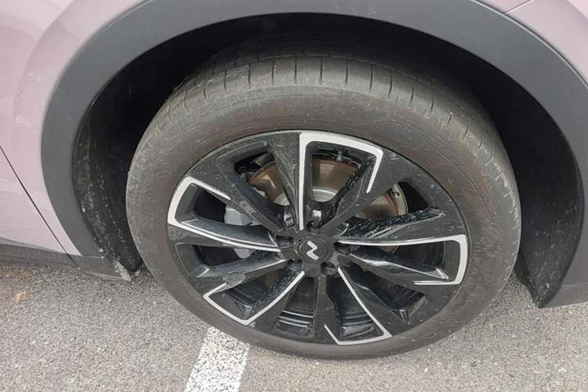Used ONVO L60 2025 Model—60 kWh Rear-Wheel-Drive Version Right Front Wheel Hub