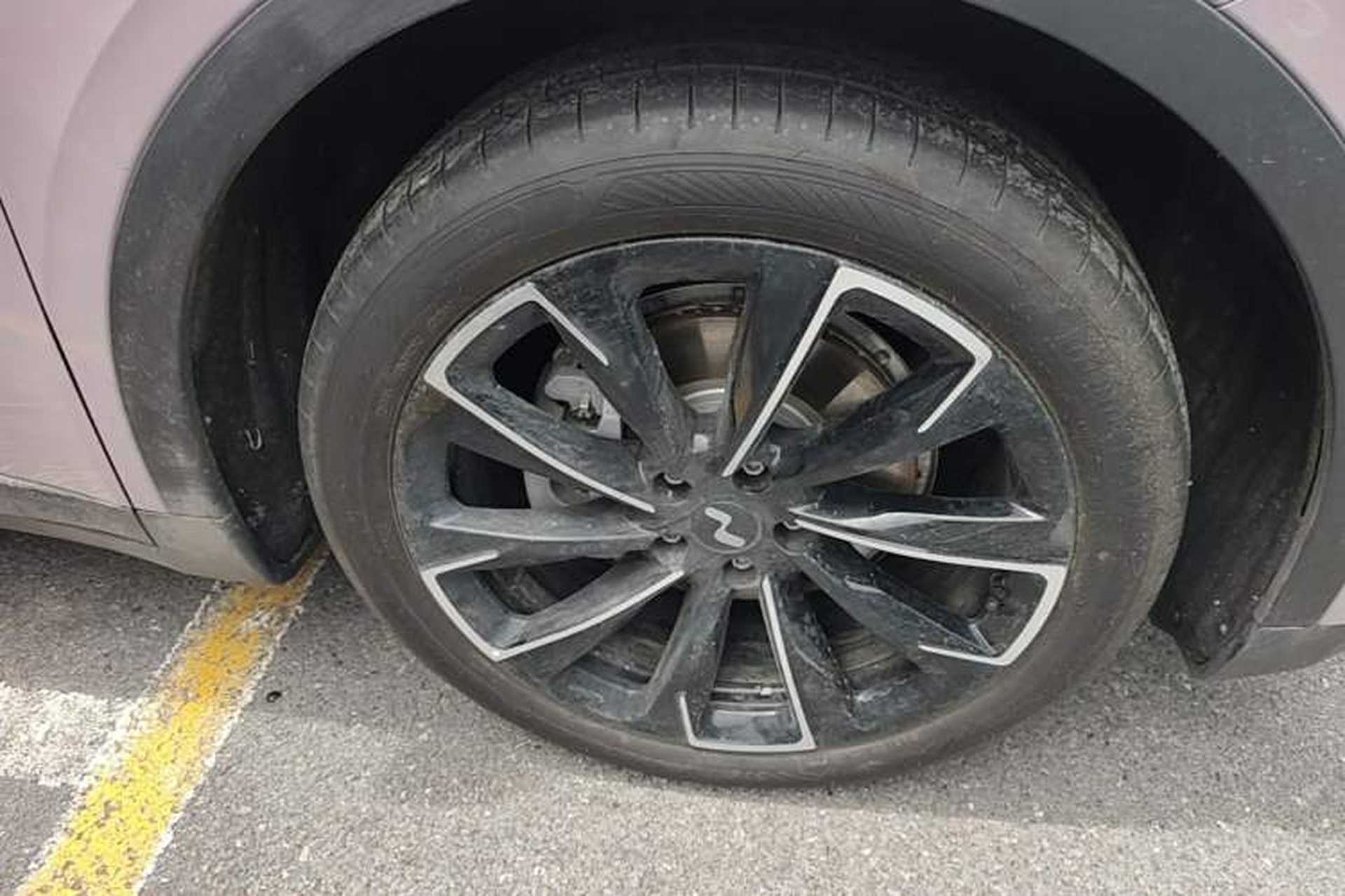 Used ONVO L60 2025 Model—60 kWh All-Wheel-Drive Version Right Front Wheel Hub