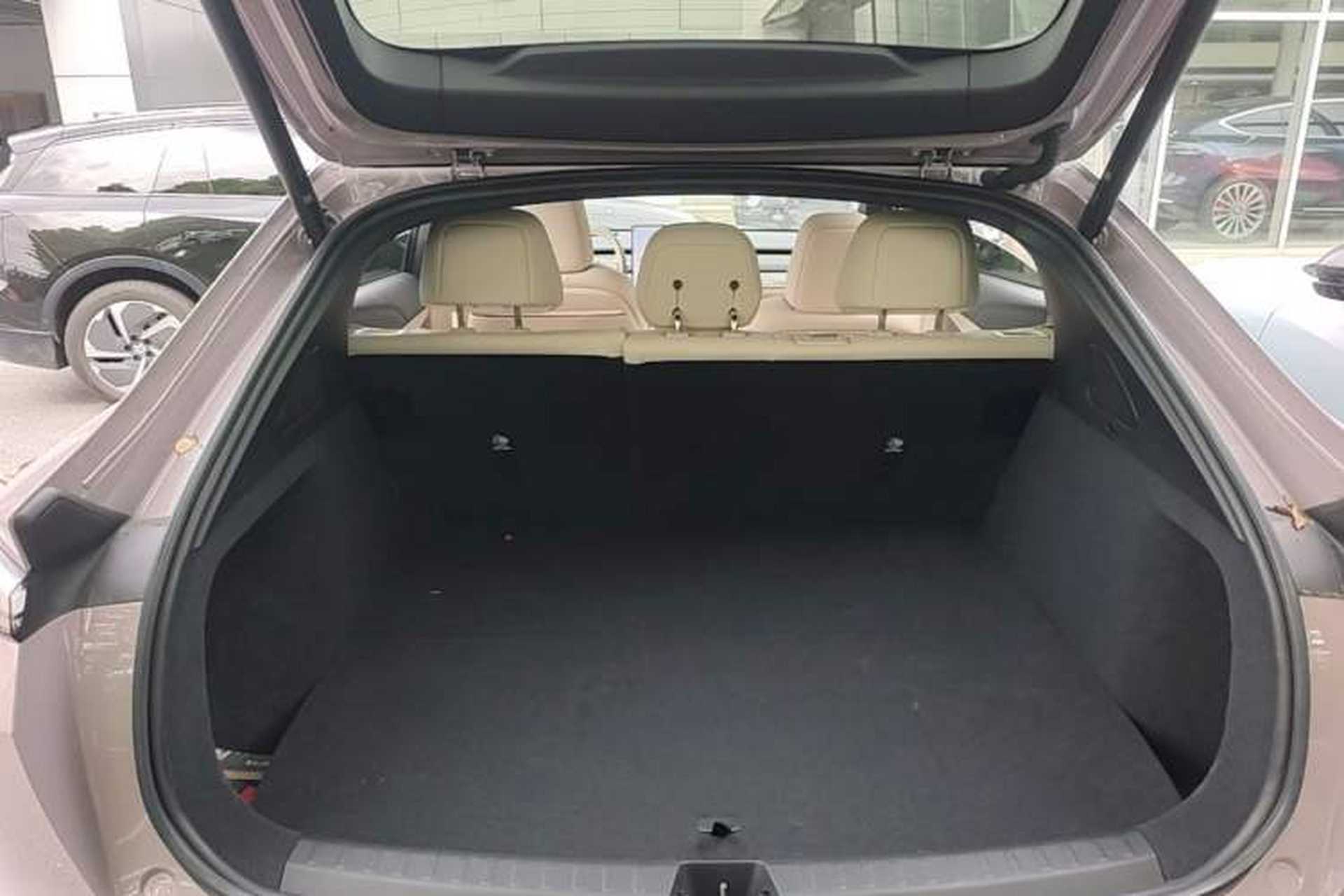 Used ONVO L60 2025 Model—60 kWh Rear-Wheel-Drive Version Trunk