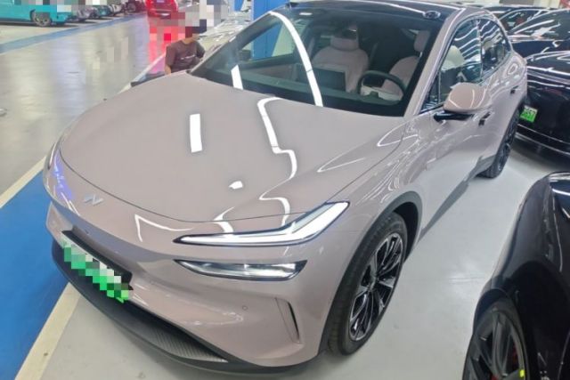 Used ONVO L60 2025 Model, 60kWh Violet Limited Edition