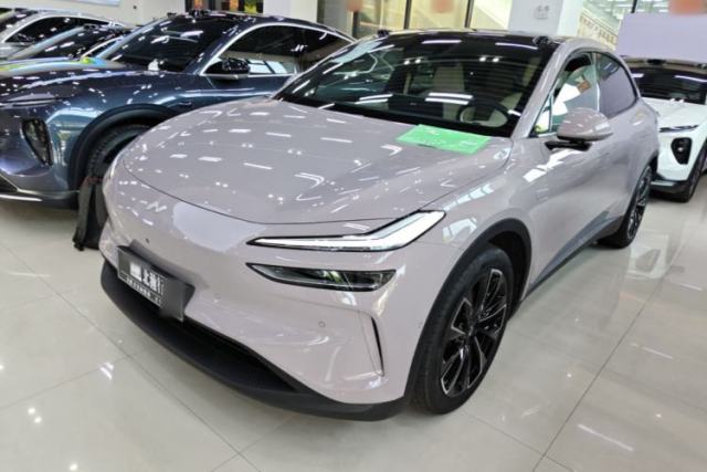 Used ONVO L60 2025 Model—60 kWh All-Wheel-Drive Version