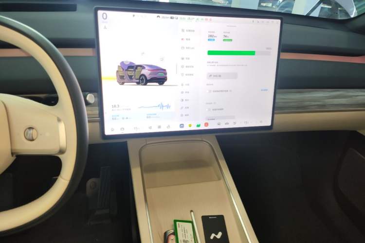 Used ONVO L60 2025 Model—60 kWh All-Wheel-Drive Version Audio And AC Panel