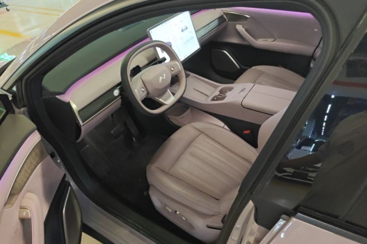 Used ONVO L60 2025 Model—60 kWh Rear-Wheel-Drive Version Driver Seat