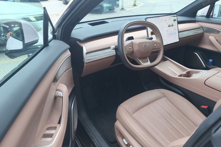 Used ONVO L60 2025 Model—60 kWh Rear-Wheel-Drive Version Driver Seat