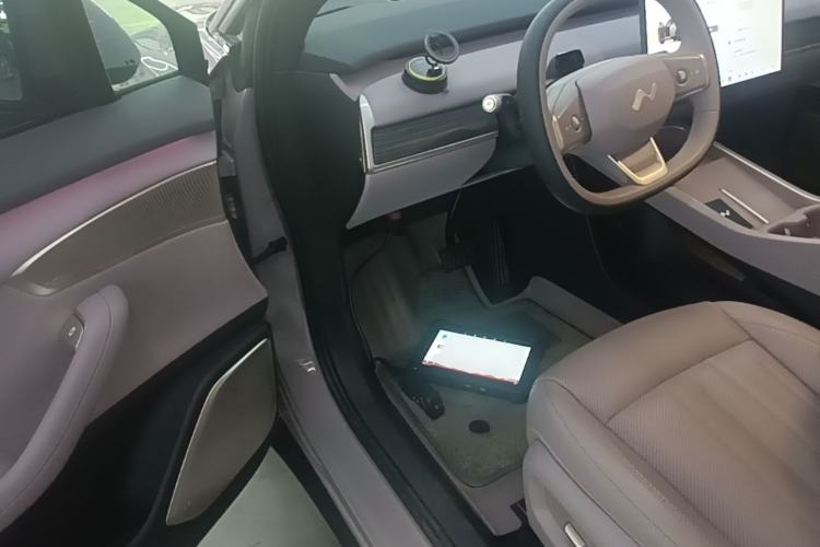Used ONVO L60 2025 Model—60 kWh Rear-Wheel-Drive Version Driver Seat