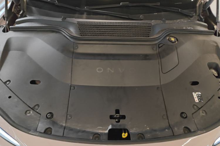 Used ONVO L60 2025 Model—60 kWh Rear-Wheel-Drive Version Engine Bay