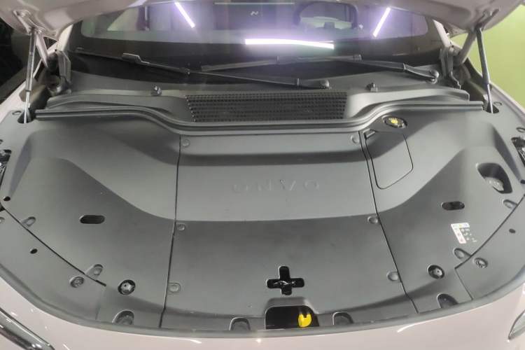 Used ONVO L60 2025 Model—60 kWh Rear-Wheel-Drive Version Engine Bay