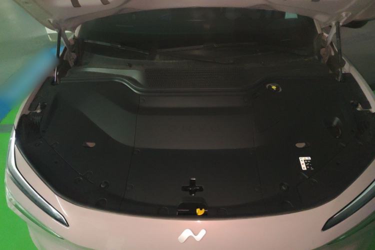 Used ONVO L60 2025 Model—60 kWh Rear-Wheel-Drive Version Engine Bay