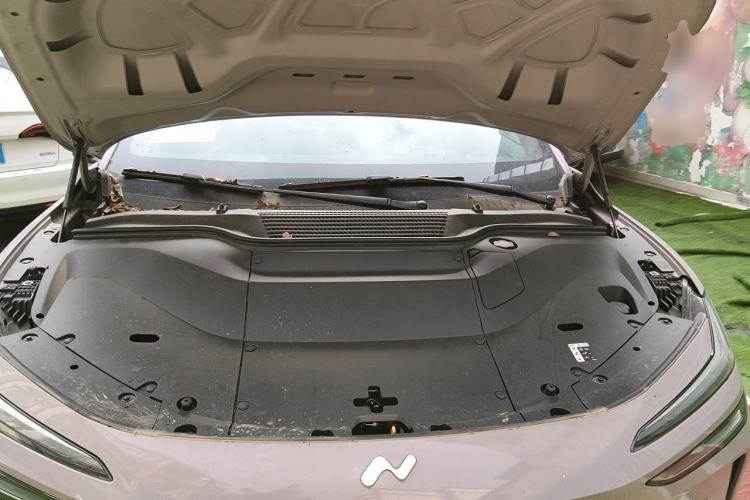 Used ONVO L60 2025 Model—60 kWh Rear-Wheel-Drive Version Engine Bay