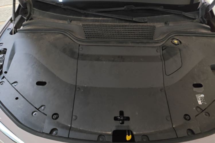 Used ONVO L60 2025 Model—60 kWh All-Wheel-Drive Version Engine Bay
