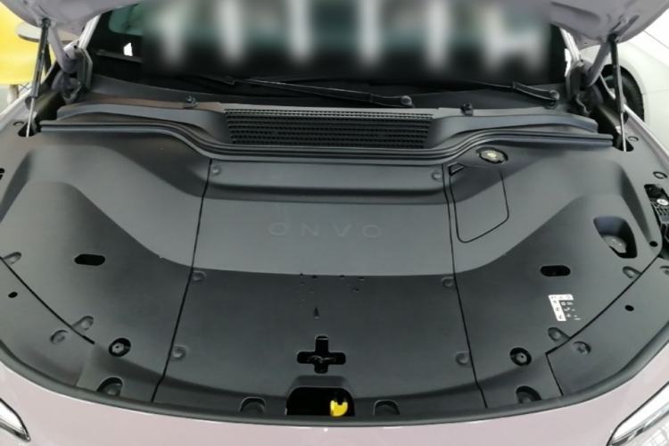 Used ONVO L60 2025 Model, 60kWh Violet Limited Edition Engine Bay