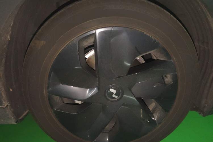 Used ONVO L60 2025 Model—60 kWh Rear-Wheel-Drive Version Exterior 1