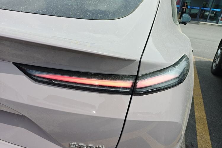 Used ONVO L60 2025 Model, 60kWh Violet Limited Edition Exterior 3