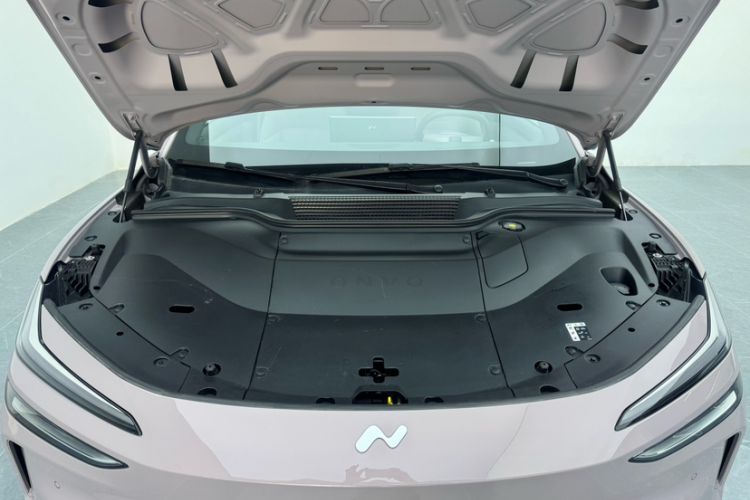 Used ONVO L60 2025 Model—60 kWh Rear-Wheel-Drive Version Exterior 4