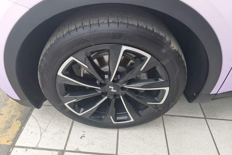 Used ONVO L60 2025 Model—60 kWh Rear-Wheel-Drive Version Exterior 4