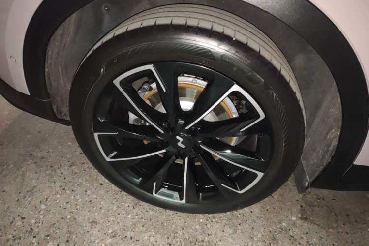 Used ONVO L60 2025 Model—60 kWh Rear-Wheel-Drive Version Exterior 5