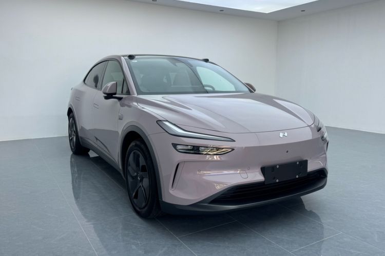 Used ONVO L60 2025 Model—60 kWh Rear-Wheel-Drive Version Exterior 8