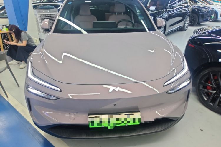 Used ONVO L60 2025 Model, 60kWh Violet Limited Edition Front