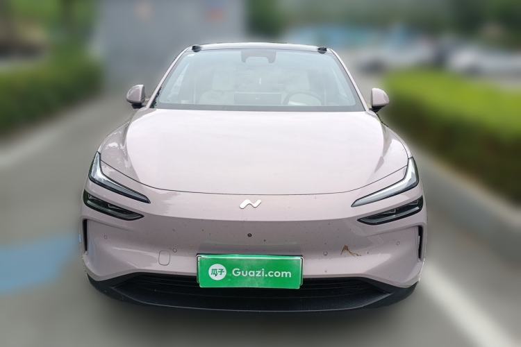 Used ONVO L60 2025 Model—60 kWh Rear-Wheel-Drive Version Front